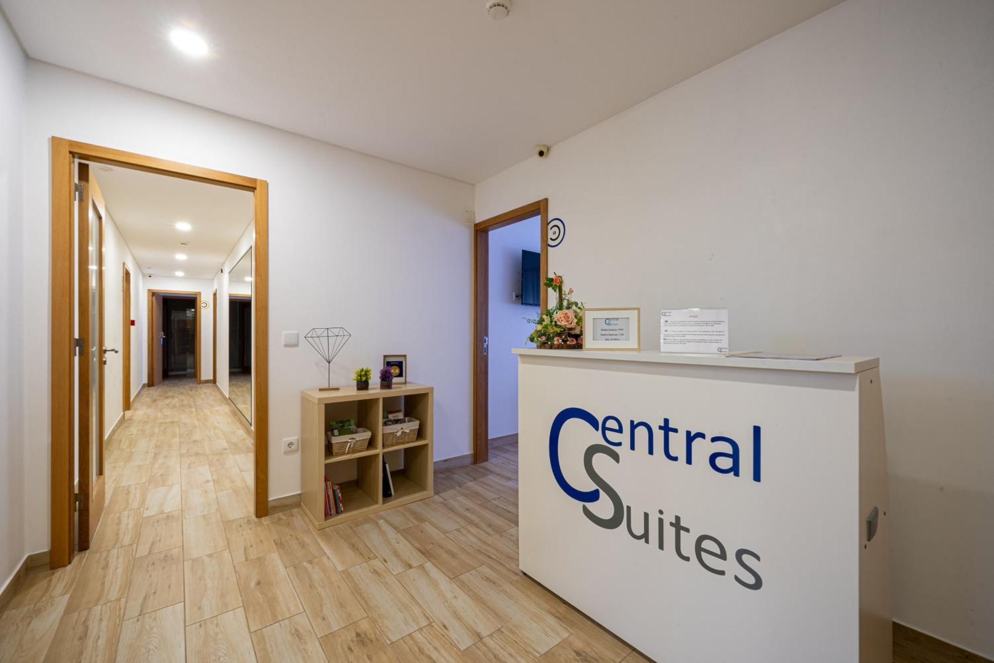 Central Suites Sao Joao da Madeira Bagian luar foto