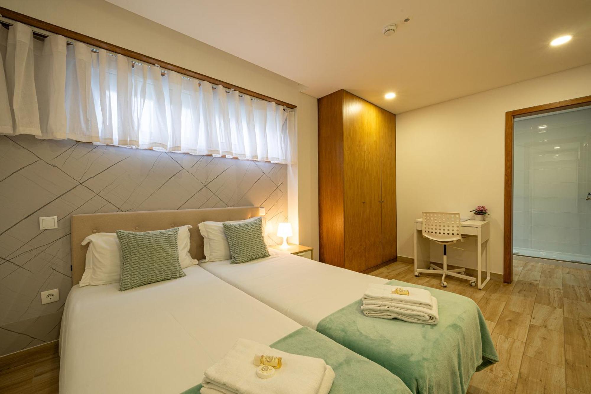 Central Suites Sao Joao da Madeira Bagian luar foto